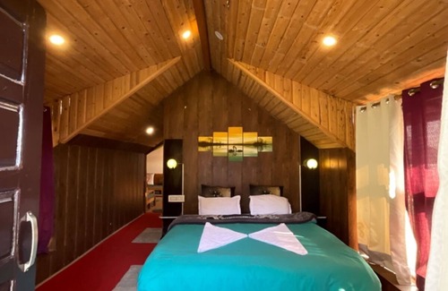 McLeod Ganj Cama Y Desayuno | Cozy Cottage in Utopia Dharamkot Mcleodganj