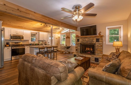 Boone Casa | Cozy Cottage - Located on App Ski Mtn Lower level game room, Firepit