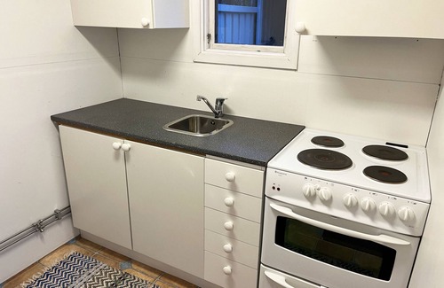 Oskarshamn Casa | Cozy cottage located 300 meters from a bay outside Oskarshamn I SE05052