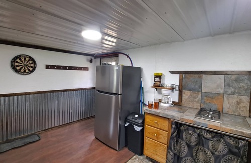Athens Cabaña | Cozy cottage located on 133 acres.