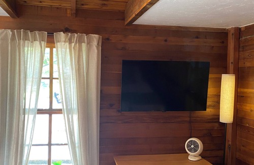 Bigfork Cabina | Cozy Cottage near Bigfork overlooking Flathead Lake in our Cherry Orchard