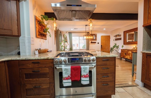 University Park Cabaña | Cozy Cottage near Denver University