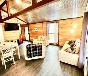 Iuka Casa | Cozy Cottage near Pickwick