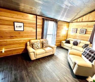 Iuka Casa | Cozy Cottage near Pickwick