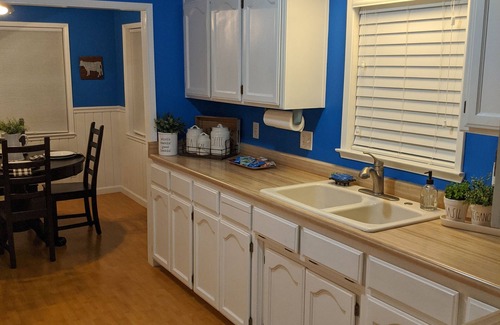 Long Barn Cabina | Acogedora cabaña cerca de Pinecrest / Dodge Ridge ** WiFi **