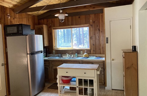 Nevada City Cabaña | Cozy Cottage Near Scotts Flat Lake