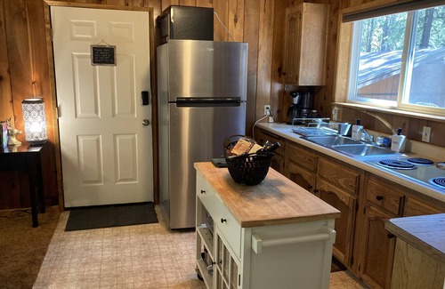 Nevada City Cabaña | Cozy Cottage Near Scotts Flat Lake