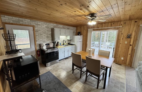 Goodman Casa | Cozy cottage on 20 acres near ATV/UTV & snowmobile trails