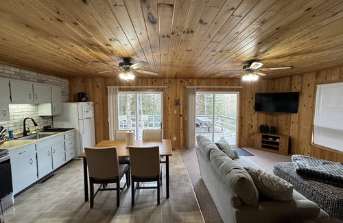 Goodman Casa | Cozy cottage on 20 acres near ATV/UTV & snowmobile trails