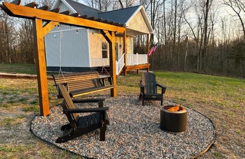 Dry Ridge Casa | Cozy Cottage on 250 Acre Dairy Farm Near Ark