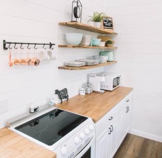 Dry Ridge Casa | Cozy Cottage on 250 Acre Dairy Farm Near Ark