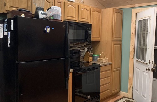 East Wakefield Cabaña | Cozy cottage on Belleau Lake!