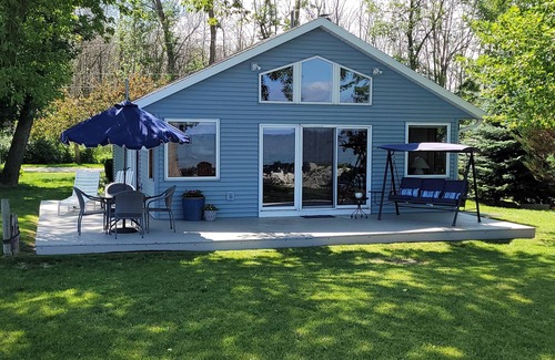 Green Bay Cabaña | Cozy Cottage on Green Bay - Between Door County, Green Bay (Lambeau), Fox Valley