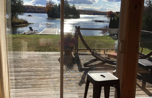 Trent Lakes Cabaña | Cozy Cottage on Lower Buckhorn Lake