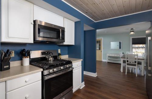 Warrensburg Casa | Cozy Cottage On Main