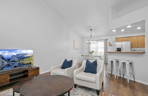 Nampa Casa | Cozy Cottage: relaxing retreat, pet and family friendly