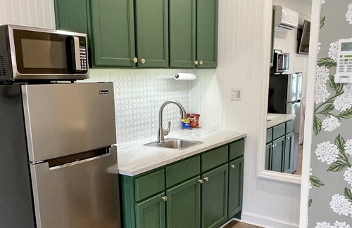 Weatherford Cabaña | Cozy Cottage Right off I-20