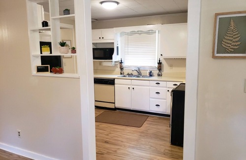 Monticello Casa | Cozy Cottage surrounded by antebelllum homes close to downtown.