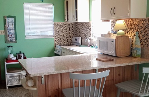 Kiska Beach Casa | Cozy Cottage on quiet end of Panama City Beach. Just steps from sand and surf!