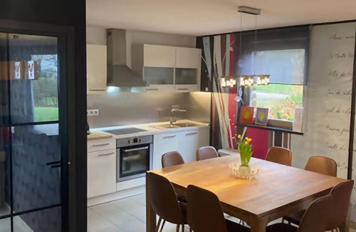 Ovifat Casa | Acogedora Casa de Vacaciones con Jacuzzi y Sauna en Ovifat