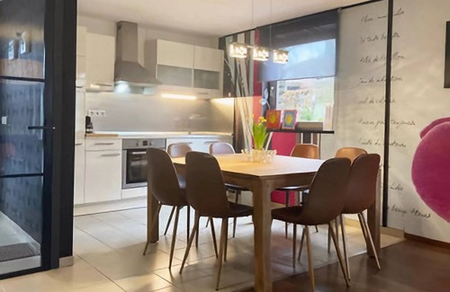Ovifat Casa | Acogedora Casa de Vacaciones con Jacuzzi y Sauna en Ovifat