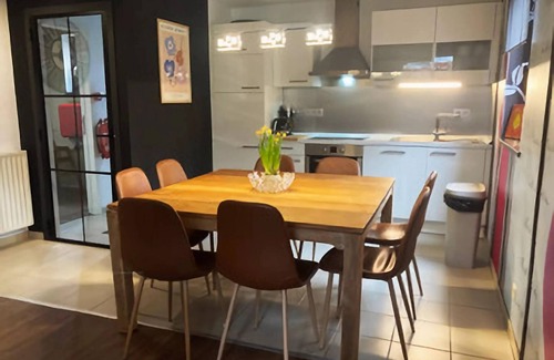 Ovifat Casa | Acogedora Casa de Vacaciones con Jacuzzi y Sauna en Ovifat