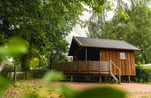 Zuna Cabina | Cozy cottage with hot tub, right on the Regge River. Check out the pictures!