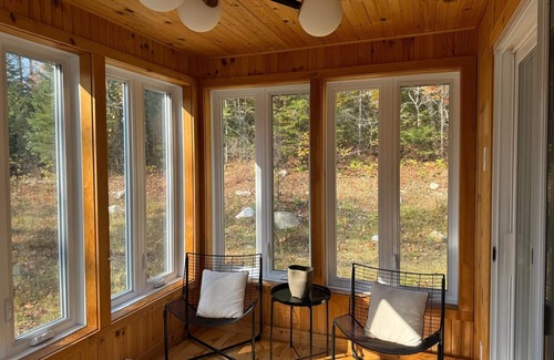 Saint Come Cabaña | Cozy cottage with jacuzzi and access to lake