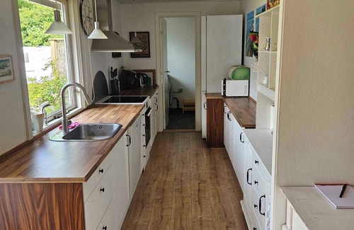 Follenslev Casa | Cozy cottage with wilderness bath