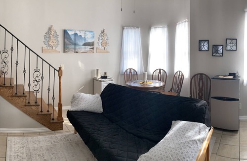 Cotton Gin Apartamento | Cozy Country Castle Retreat