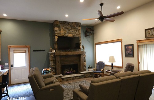 Sparta Cabina | Cozy country get away. Nestled in the driftless region of Wisconsin.