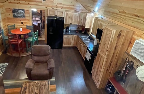 Burkeville Cabina | Cozy Country Log Cabin - 15 Mins From Toledo Bend