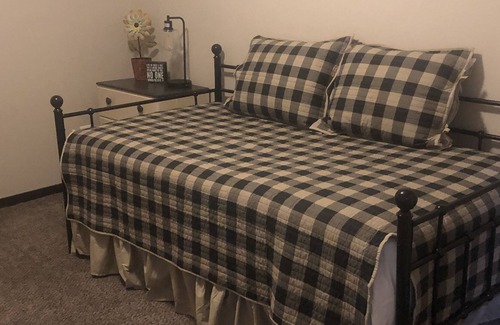 Canton Casa | Cozy, Country, Peaceful Gettaway
