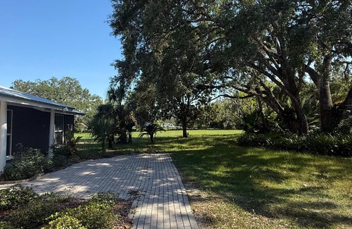 Dade City Casa | Cozy Countryside Retreat — 3 bedroom home with WiFi and AC in Dade City Florida