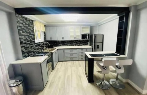 Orange Hill Apartamento | Cozy Couples Retreat 2 Bedroom
