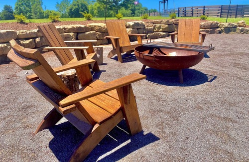 Vinemont Casa | Cozy cowboy retreat that feels like a western town overlooking a beautiful ranch