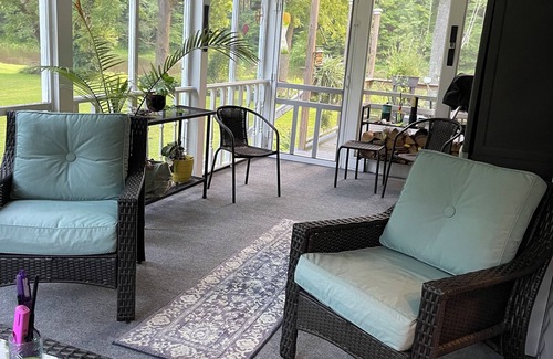 Saegertown Casa | Cozy Creekside Home along French Creek in Northwestern Pennsylvania