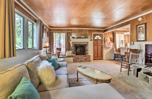 Crestline Casa | Cozy Crestline Cabin, Close to Lakes, Parks!
