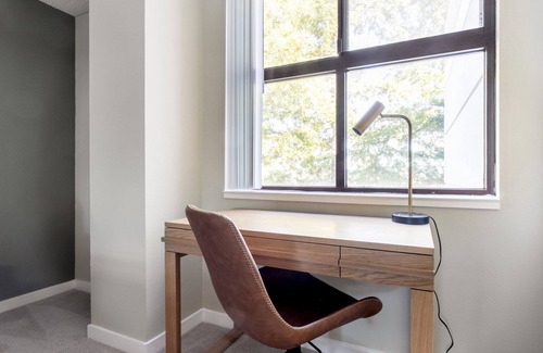 Cupertino Apartamento | Cozy Cupertino 2BR w/ Gym, Pool, nr. Apple & Google, by Blueground