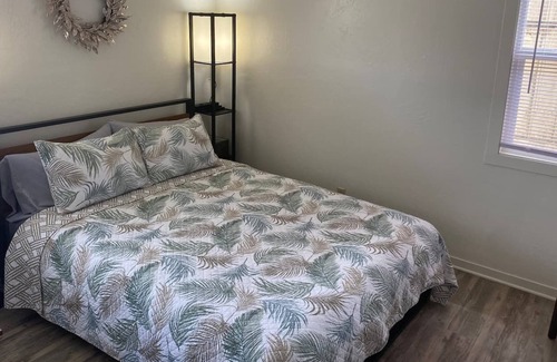 Eureka Casa | 🍃Cozy, cute, central Eureka; pets ok; sleeps 4-5