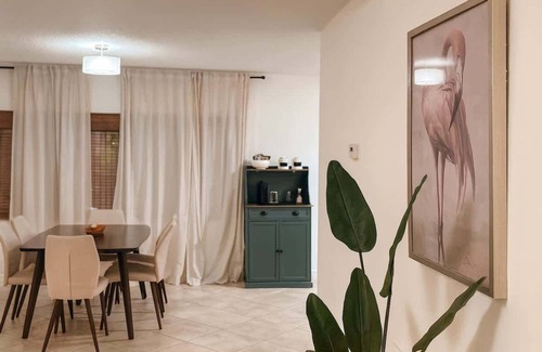 Dania Beach Casa | Cozy Dania Beach House w/ Fenced Backyard!