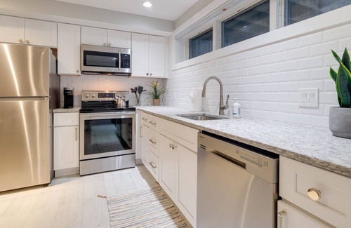 Stanton Park Casa | Cozy DC Apartment ~ 1 Mi to National Mall