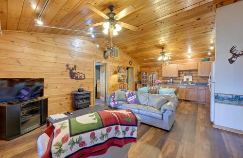 Bryson City Casa | Cozy Deer Glen Cabin with Private Hot Tub and Porch!