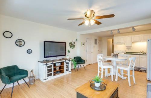 Delafield Apartamento | Cozy Delafield Apartment - Walk to Lake!