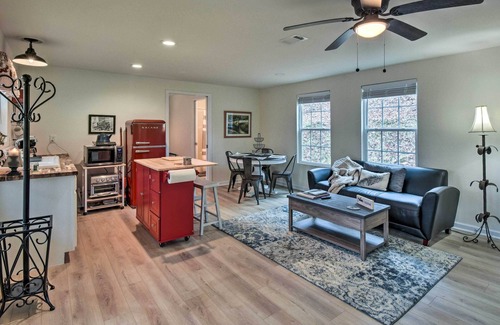 Demorest Cabaña | Cozy Demorest Cottage: Fire Pit & Porch