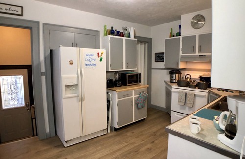 Terre Haute Casa | Cozy Digs - Entire Home with equipped kitchen, garage, & fenced yard. Pets ok!