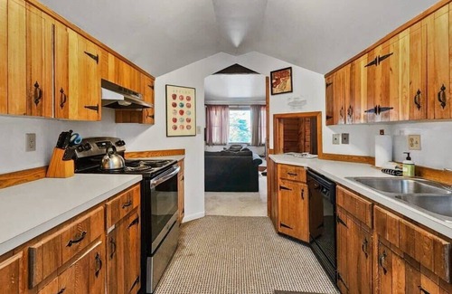 Summit Cove Condominio | Cozy Dillon Mountain Apartment: Deck and Fire Pit