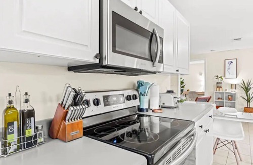 Niceville Casa | Cozy dog-friendly stay near white sandy beaches!