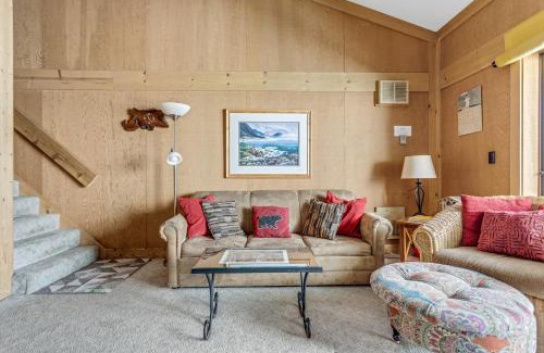 Bear Valley Apartamento | Cozy Dog Friendly Studio with Loft - Creekside #87