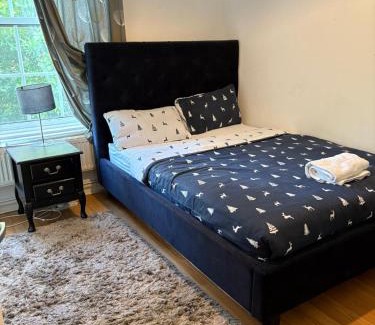 Deptford Casa | Cozy Double bed room